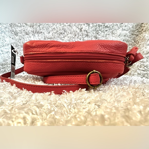 The Sak De Young Crossbody Camera Bag - Picture 5 of 11